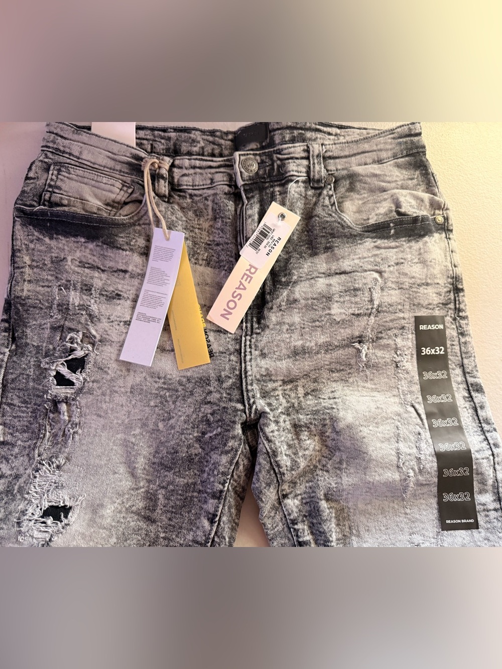 Reason Men's Slim Gray Acid-Wash Jeans